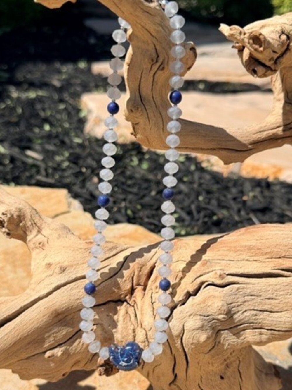 Blue Shell Necklace. - Picture 2 of 4